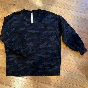 Lululemon sweatshirt crew